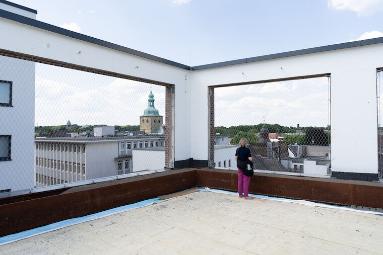 Die neue Kita im MarktQuartier hat eine große Dachterrasse. Foto: Sebastian Becker