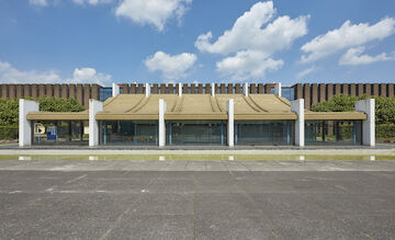 Frontansicht des Ratsaals in Castrop-Rauxel.<br/><br/>Foto: Michael Rasche<br/><br/>jpg, 3500 × 2132 Pixel