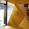 Die Ausstellung „WOHNEN EINMAL ANDERS“ auf dem Kesselbrink in Bielefeld. Innenansicht einer der Pavillon-Architekturen. Foto: Patrick Pollmeier
