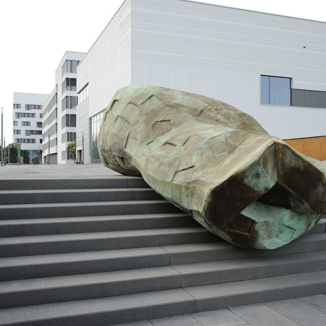 Kunst-und-Bau-Projekt „Limp“ von Gereon Krebber an der Hochschule für Gesundheit in Bochum.