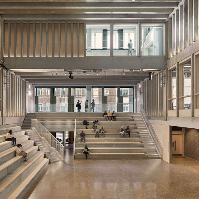 Das Town House der Kingston University in London von Grafton Architects - Gewinner des Mies van der Rohe Award 2022.