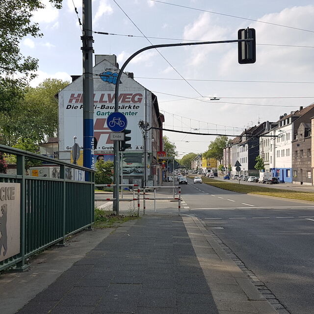 Eindrücke des Sonntagsspaziergangs in der Kurt-Schumacher-Straße.