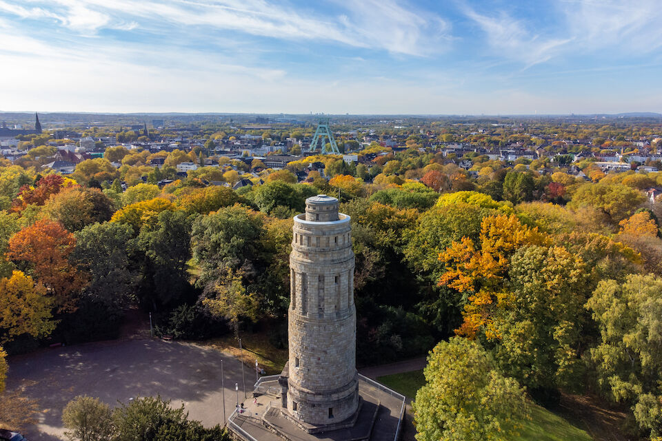 Der Bismarckturm im Stadtpark Bochum, der Teil der IGA 2027 sein wird.