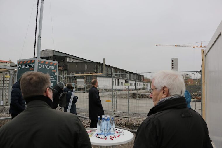 Eine Station der Tour zur wirtschaftlichen Wandlung von Industrieflächen – das Funkenberg Quartier in Herne. Foto: Timo Klippstein