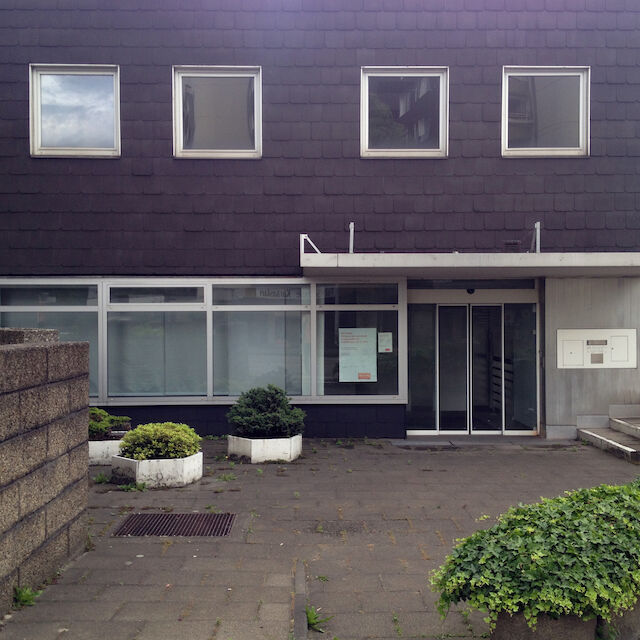 Eine seit 2011 leer stehende Bankfiliale in Bochum-Wattenscheid.