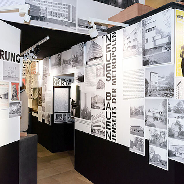 Vernissage der Bauhausausstellung "Neues Bauen im Westen".