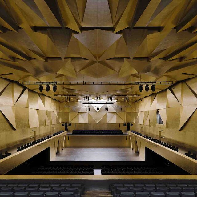 Auf dem Foto zu sehen ist das Gewinner-Gebäude des Mies van der Rohe Awards 2015: die Philharmonie in Stettin, Polen, von Barozzi / Veiga.