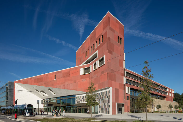 Nationalbibliothek Luxemburg, Luxembourg-Kirchberg, 2019 fertiggestellt. Julia B. Bolles-Wilson, Architekturbüro: BOLLES + WILSON, Münster. Foto: © Christian Richters.